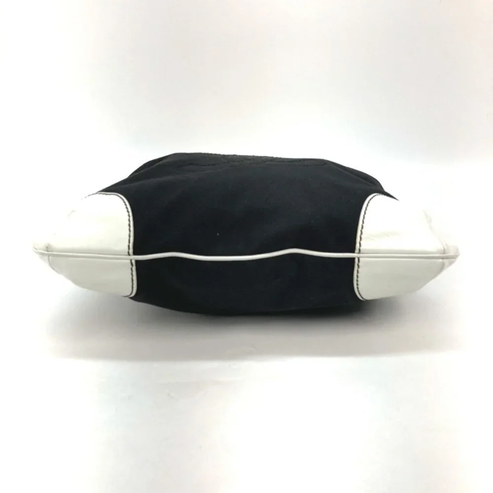 CHANEL Black Leather Shoulder Bag